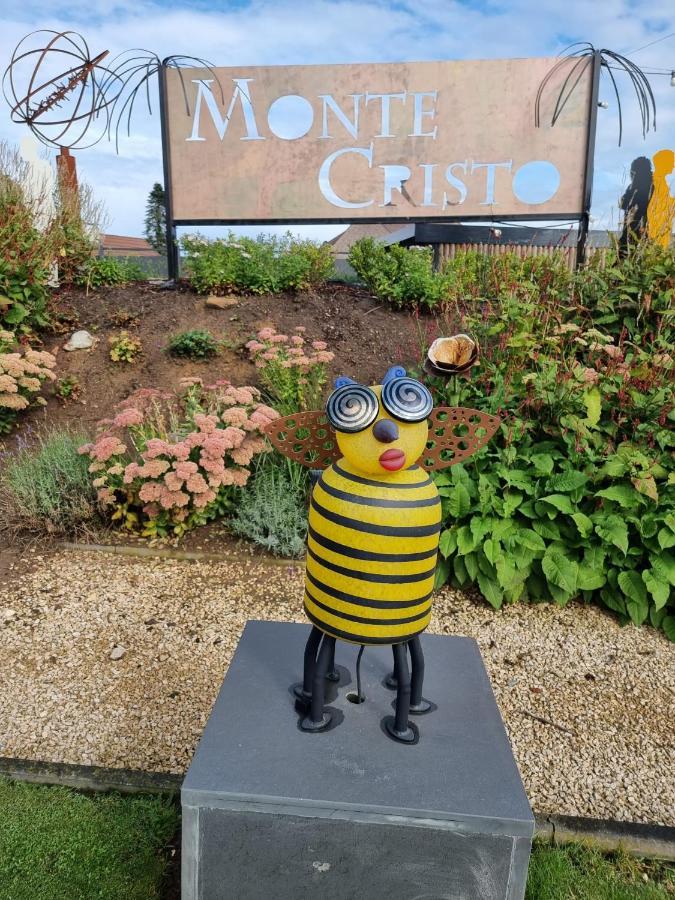 Hotel Monte Cristo Hoeselt ภายนอก รูปภาพ
