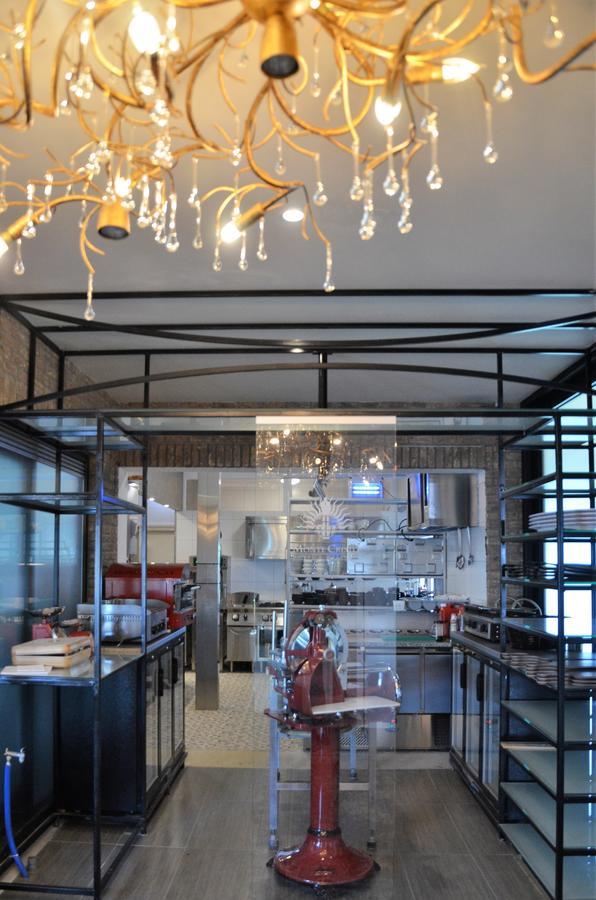 Hotel Monte Cristo Hoeselt ภายนอก รูปภาพ