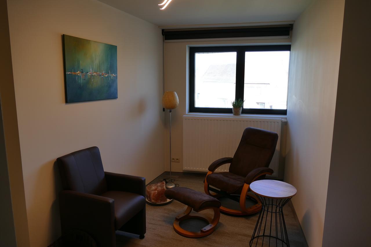 Hotel Monte Cristo Hoeselt ภายนอก รูปภาพ