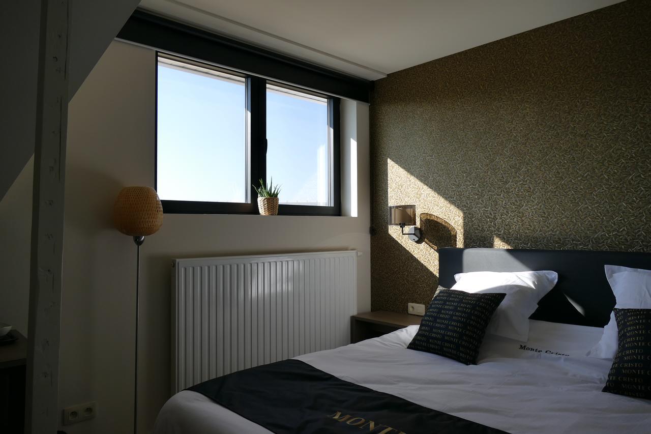 Hotel Monte Cristo Hoeselt ภายนอก รูปภาพ